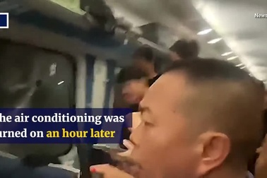 Tàu hỏa tắt điều hòa 3 tiếng, khách bức xúc lấy búa đập vỡ cửa sổ vì nóng