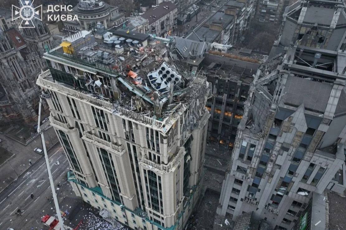 អ៊ុយក្រែនប្រកាសខូចខាតក្រោយរុស្ស៊ីសងសឹកក្រុងគៀវ - ១ Ukraine công bố thiệt hại sau khi Nga tấn công trả đũa vào Kiev - 1