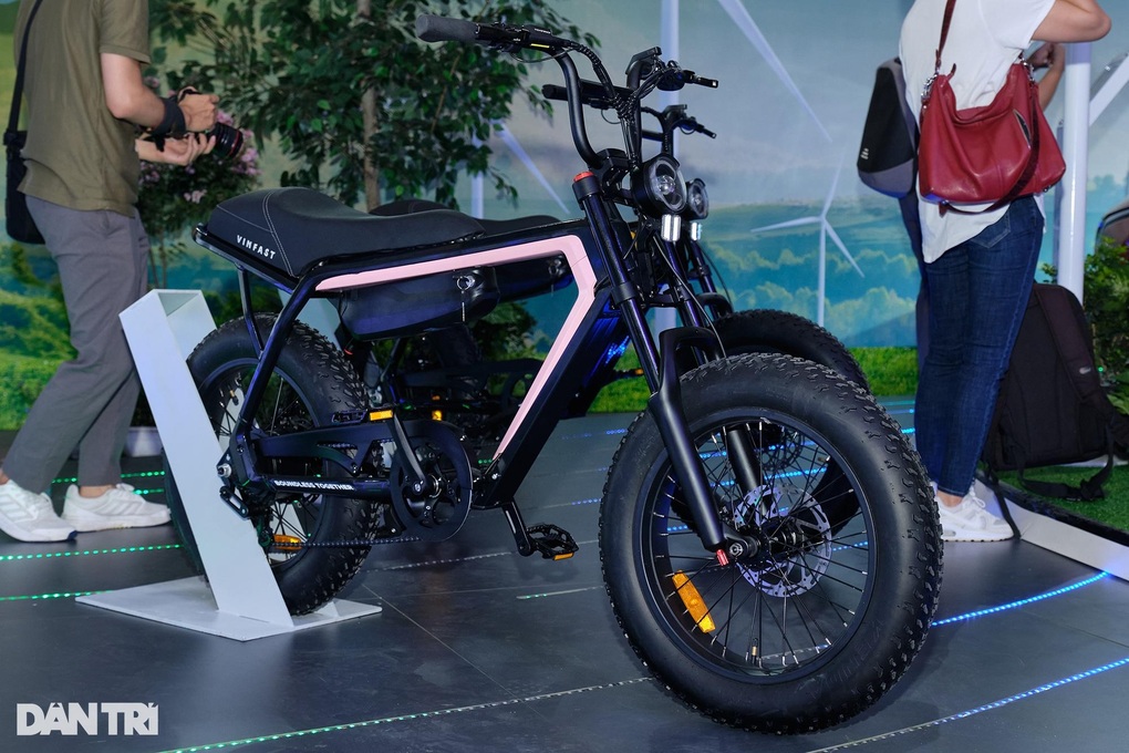 VinFast sẽ mang gì đến CES 2024: VF 3 và sự xuất hiện của mẫu xe bí ẩn? - 5