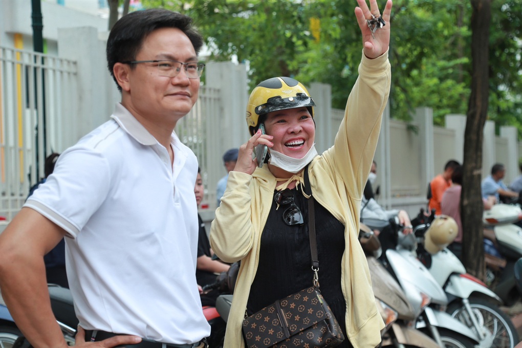 Hơn 1 triệu thí sinh làm thủ tục dự thi tốt nghiệp THPT 2023 - 16 Hơn 1 triệu thí sinh làm thủ tục dự thi tốt nghiệp THPT 2023 - 16