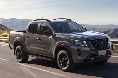 Nissan Navara 2021 về Việt Nam giá từ 748 triệu đồng, đấu Ford Ranger