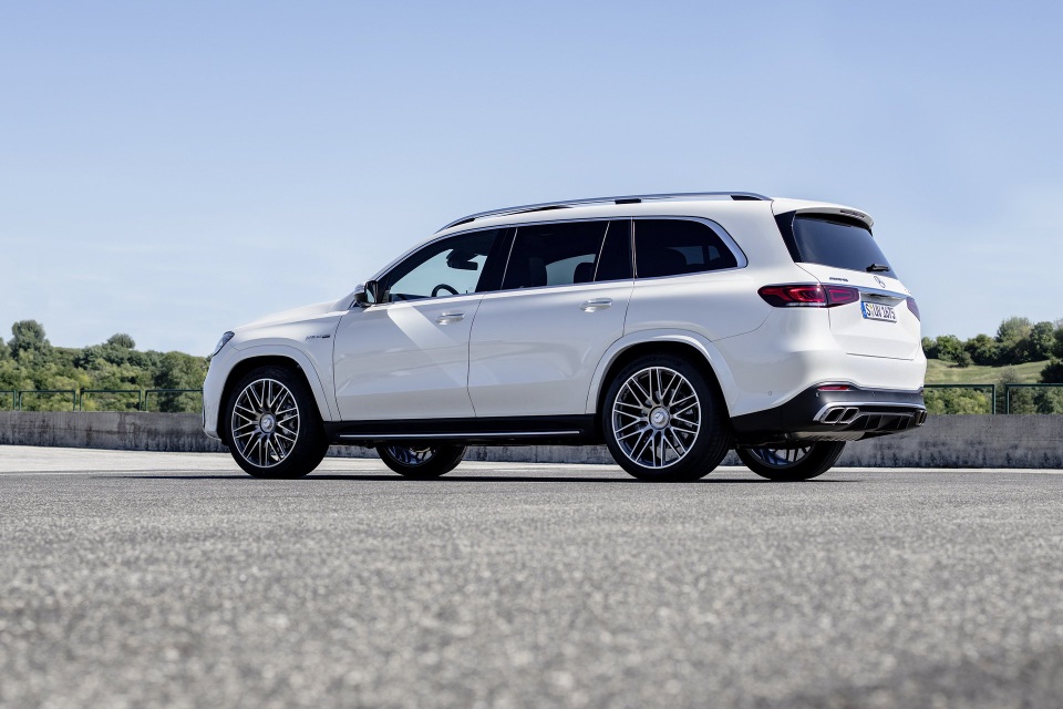 GLS 63 - Đỉnh cao phân khúc SUV 7 chỗ hạng sang từ Mercedes-AMG - 10 GLS 63 - Đỉnh cao phân khúc SUV 7 chỗ hạng sang từ Mercedes-AMG - 10