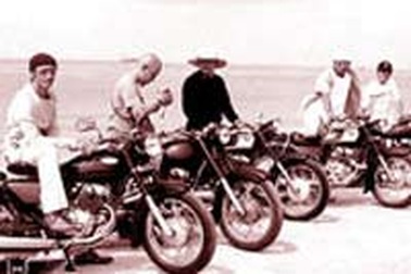 Nối đam mê mô tô phân khối lớn Hà Nội - Sài Gòn