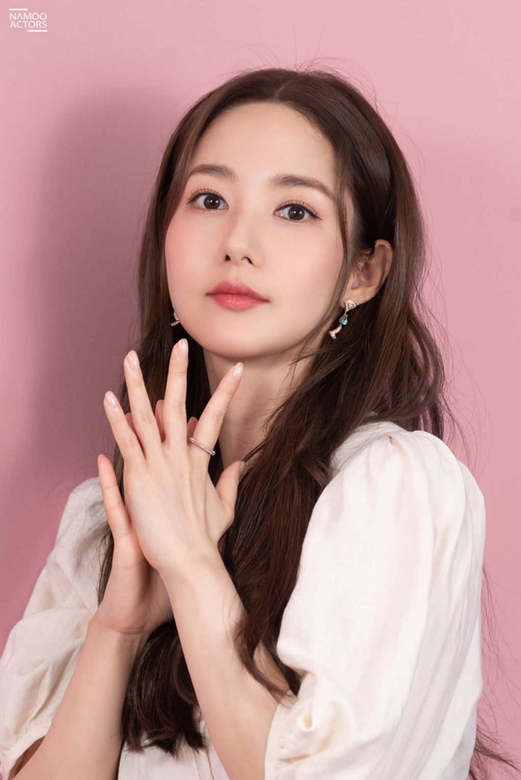 Phía Thư ký Kim Park Min Young lên tiếng trước tin đồn hẹn hò đại gia - 5 Phía Thư ký Kim Park Min Young lên tiếng trước tin đồn hẹn hò đại gia - 5