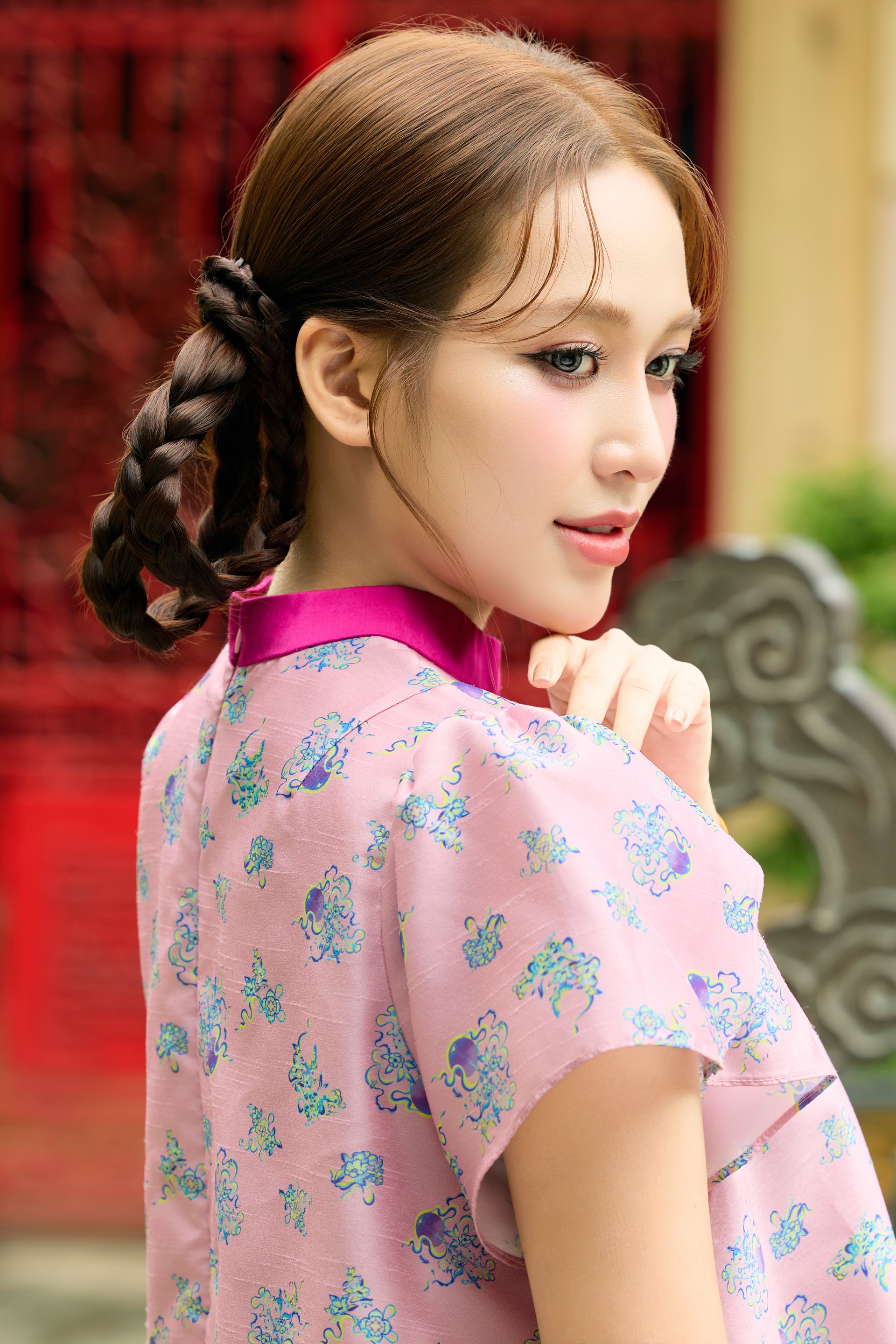 Nona Vo Cao Ky Duyen tahu bagaimana mendengarkan dan menjadi dewasa setelah 1 tahun penobatan - 3 Hoa hậu Võ Cao Kỳ Duyên biết lắng nghe, trưởng thành sau 1 năm đăng quang - 3