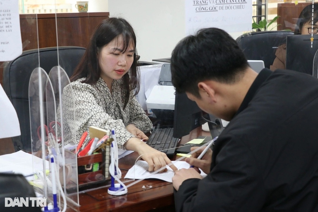 Quy định mới về tinh giản biên chế - 1 Quy định mới về tinh giản biên chế - 1