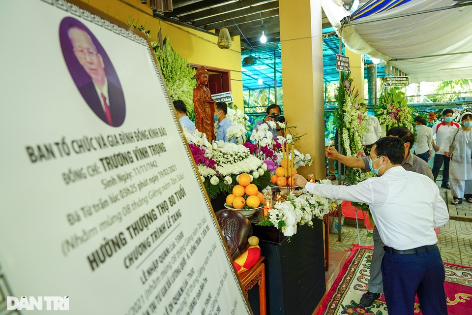 Những dòng tiễn biệt nguyên Phó Thủ tướng Trương Vĩnh Trọng - 8 Những dòng tiễn biệt nguyên Phó Thủ tướng Trương Vĩnh Trọng - 8