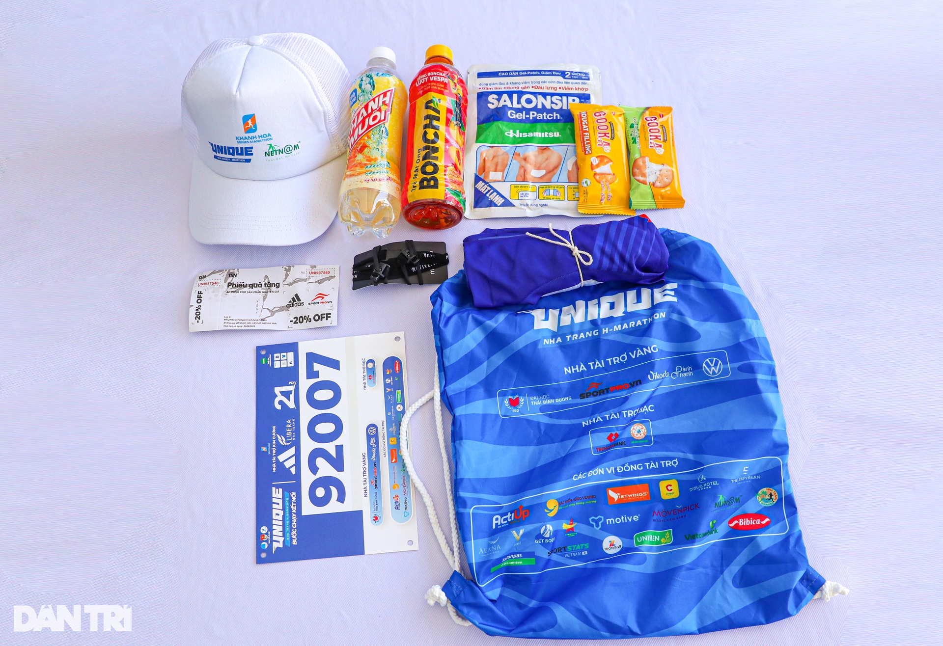 Hàng nghìn runner hào hứng nhận bib ở Unique Nha Trang H-Marathon - 6 Hàng nghìn runner hào hứng nhận bib ở Unique Nha Trang H-Marathon - 6