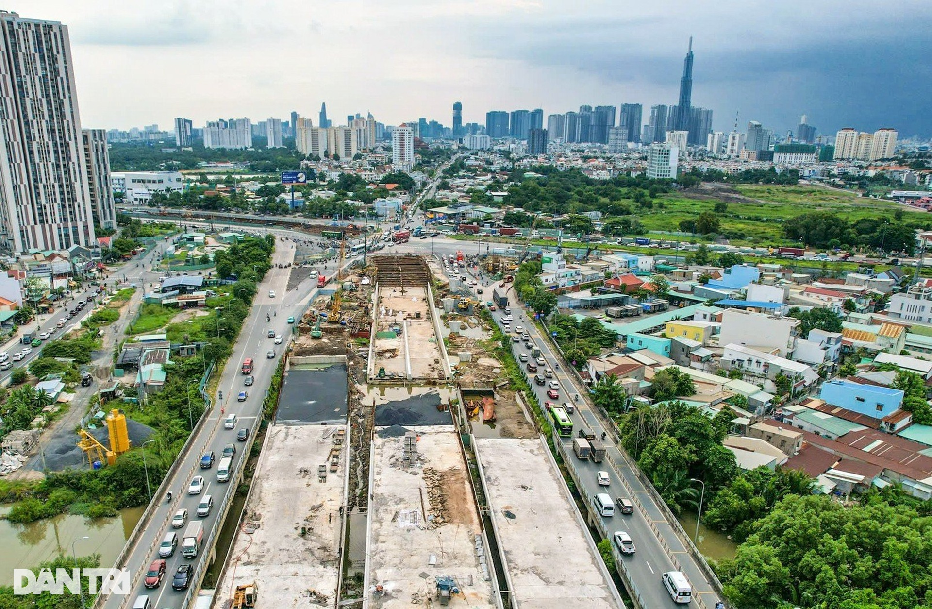 View - 2 nút giao, hầm chui trọng điểm ở TPHCM lại chậm tiến độ | Báo Dân trí