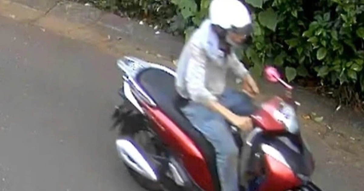 Giây phút kẻ sát hại 4 người cướp xe bỏ trốn: "Không giao xe sẽ giết"