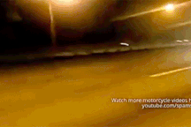 Tổ lái Hà Nội hay quái xế Malaysia "liều hơn"?