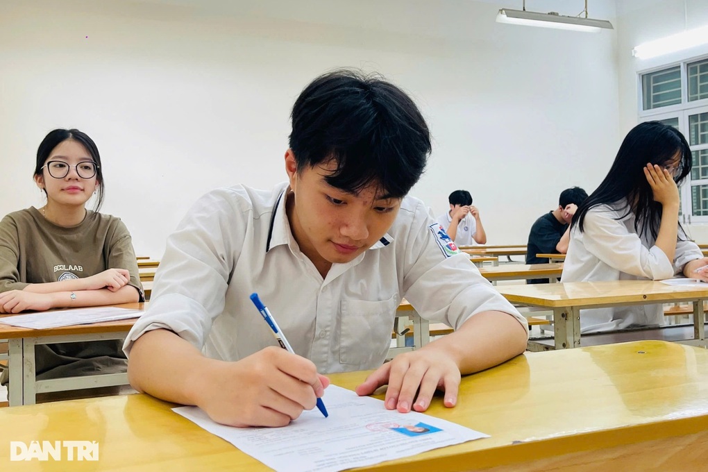 Sắp công bố điểm thi lớp 10 THPT Hà Nội, cách tính điểm xét tuyển - 3 Sắp công bố điểm thi lớp 10 THPT Hà Nội, cách tính điểm xét tuyển - 3