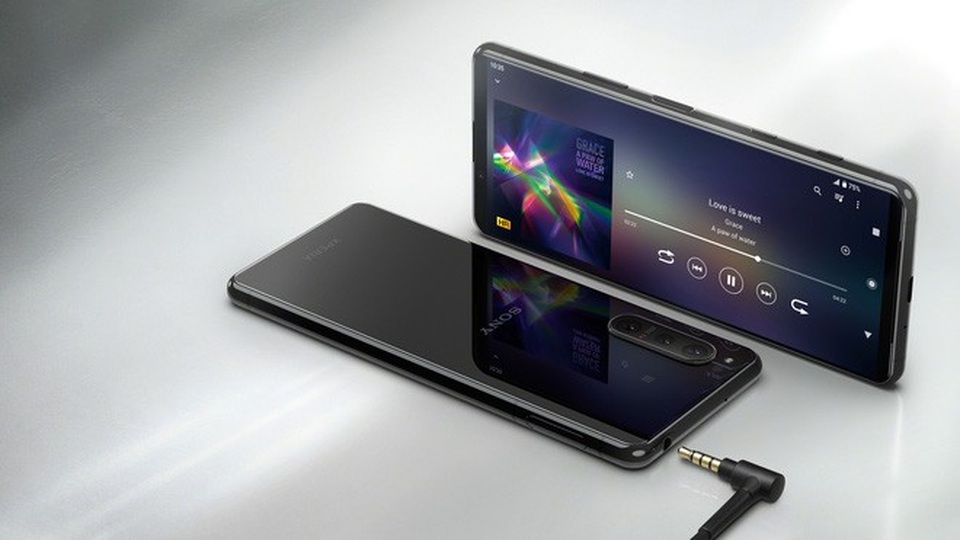 Smartphone Sony Xperia 5 II trình làng, cấu hình mạnh, hỗ trợ mạng 5G - 2 Smartphone Sony Xperia 5 II trình làng, cấu hình mạnh, hỗ trợ mạng 5G - 2