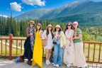 Chi 300 triệu phượt Trung Quốc, khách Việt kể “cú sốc" và những điều thú vị