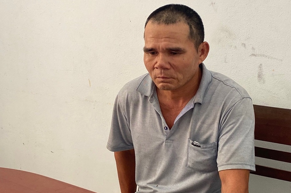 Bắt nghi phạm phóng hỏa đốt nhà dân lúc nửa đêm - 1