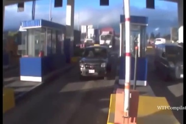 Vì sao người ta gọi xe tải là "hung thần" đường phố?