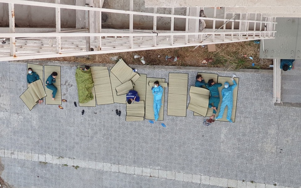 Du học sinh chê bai điều kiện cách ly: Học kiến thức quên học sẻ chia - 1 Du học sinh chê bai điều kiện cách ly: Học kiến thức quên học sẻ chia - 1