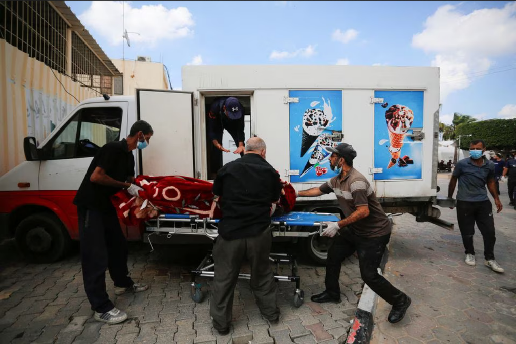 Nhà xác Gaza quá tải, xe bán kem thành nơi chứa thi thể - 1 Nhà xác Gaza quá tải, xe bán kem thành nơi chứa thi thể - 1