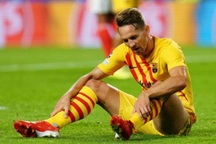 Không còn Messi, Barcelona rơi xuống vực thẳm