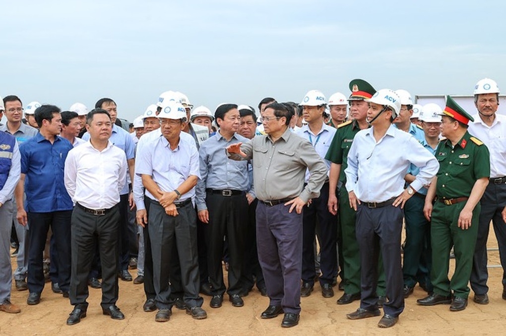 Thủ tướng kiểm tra, đôn đốc dự án sân bay Long Thành - 1 Thủ tướng kiểm tra, đôn đốc dự án sân bay Long Thành - 1