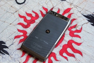 Google chê điện thoại Motorola “kém hấp dẫn”