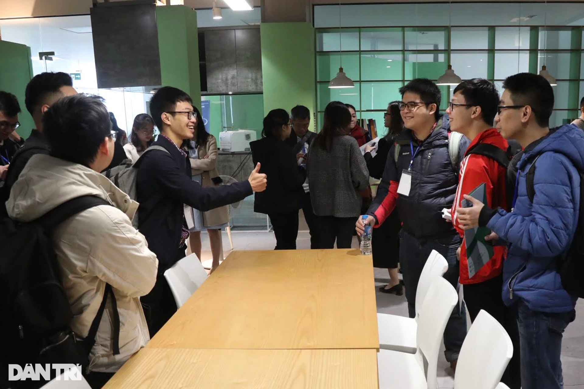 Sôi nổi vòng thi Hackathon xuyên đêm Cuộc thi Sáng kiến An toàn giao thông - 2 Sôi nổi vòng thi Hackathon xuyên đêm Cuộc thi Sáng kiến An toàn giao thông - 2