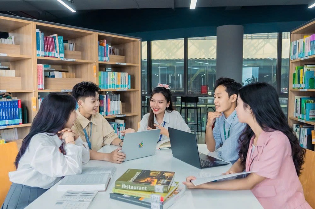 Mardröm för lagarbete: När vi arbetar tillsammans gör jag allt ensam - 2 Ác mộng làm việc nhóm: Khi hợp tác thành một mình tôi làm hết - 2