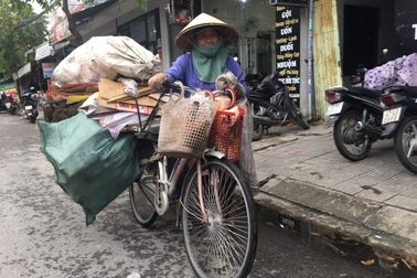 Tết và niềm trăn trở của người lao động nghèo xa quê
