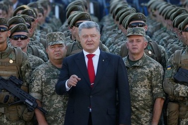 Tổng thống Ukraine muốn cắt đứt với Nga, hướng về EU và NATO