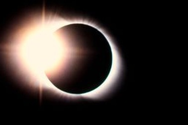 Hôm nay, thế giới chiêm ngưỡng nhật thực toàn phần 