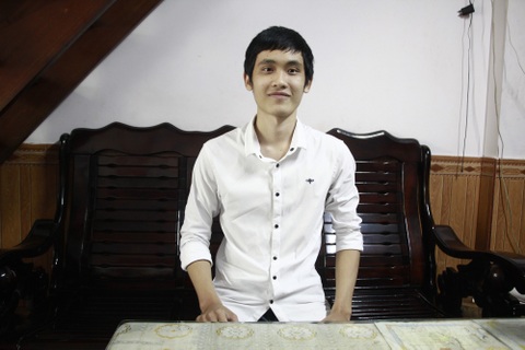 Nam sinh phố núi đạt điểm 10 tiếng Anh: “Vừa học vừa giải trí bằng tiếng Anh”