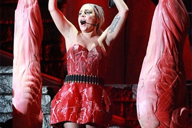 Lady Gaga lại diện váy thịt ở Đài Loan