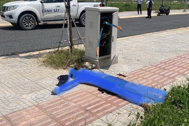 Người đàn ông bị điện giật tử vong, nghi vì phá tủ điện