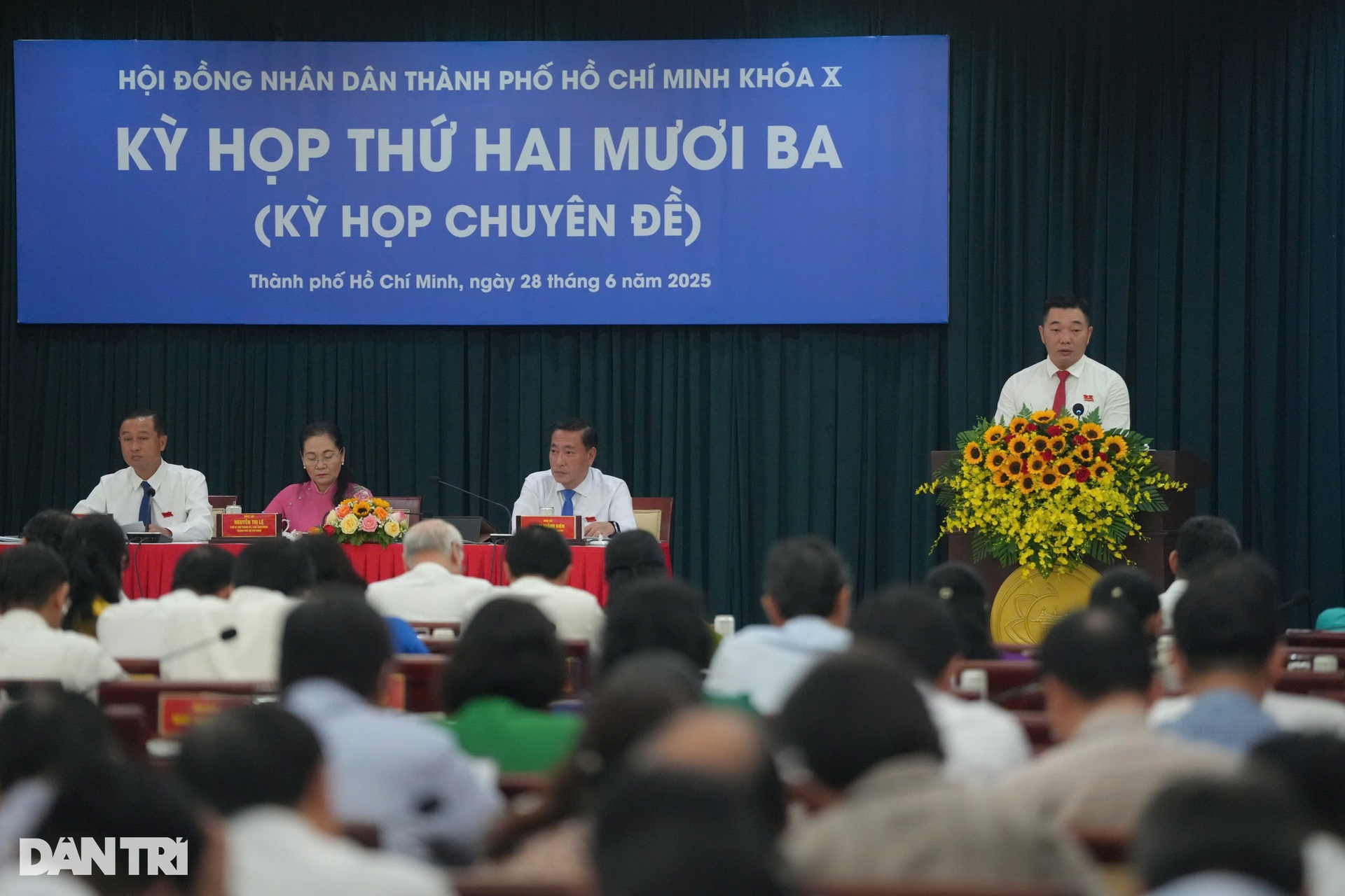 Kỳ họp lịch sử của HĐND TPHCM trước ngày hợp nhất tỉnh, thành - 5