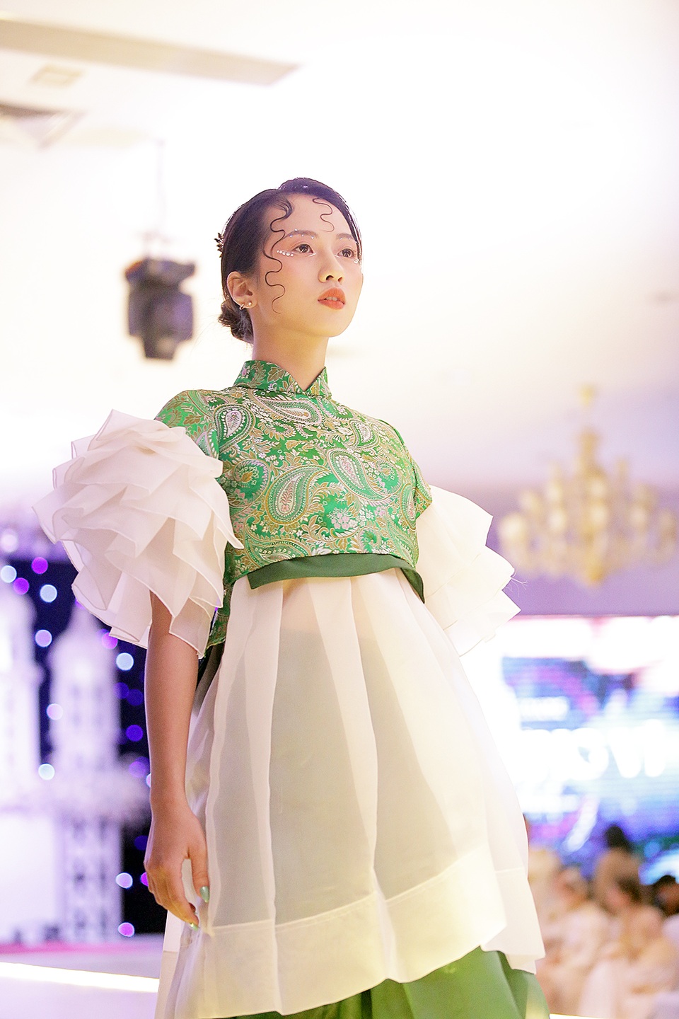 Chiêm ngưỡng những thiết kế thời trang độc đáo của học sinh Hà thành - 9 Chiêm ngưỡng những thiết kế thời trang độc đáo của học sinh Hà thành - 9