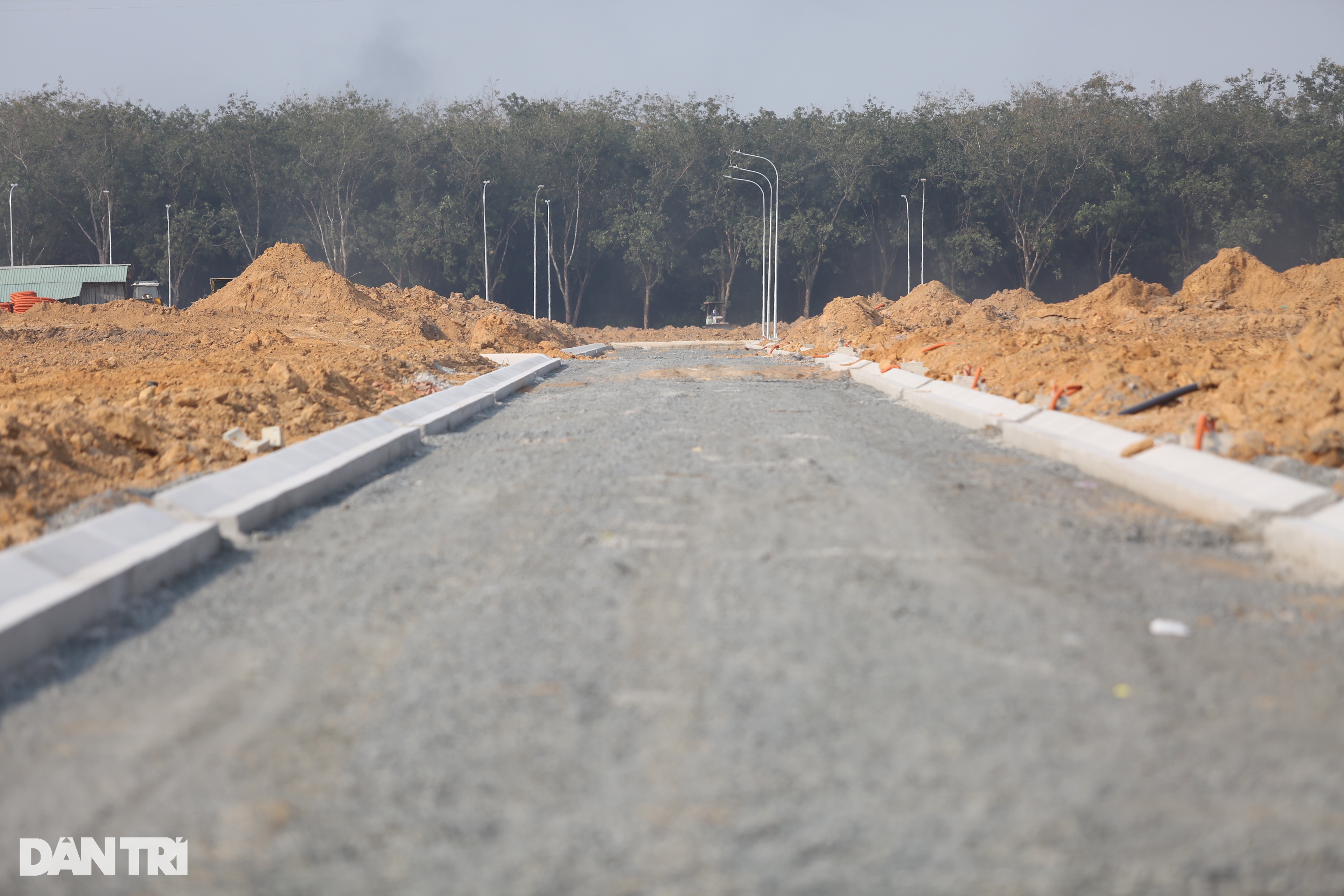 Người dân thấp thỏm việc bàn giao đất làm dự án cao tốc Biên Hòa - Vũng Tàu - 3 Người dân thấp thỏm việc bàn giao đất làm dự án cao tốc Biên Hòa - Vũng Tàu - 3