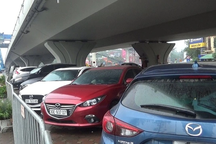 Chính phủ tính cho phép trông giữ xe dưới gầm cầu cạn