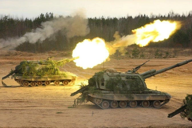 Nga điều trọng pháo, dồn dập tấn công vùng biên giới phía Bắc Ukraine