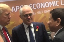 Tổng thống Trump lần đầu gặp mặt Tổng thống Philippines