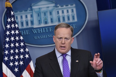 Quan chức Nhà Trắng xin lỗi vì “vạ miệng”