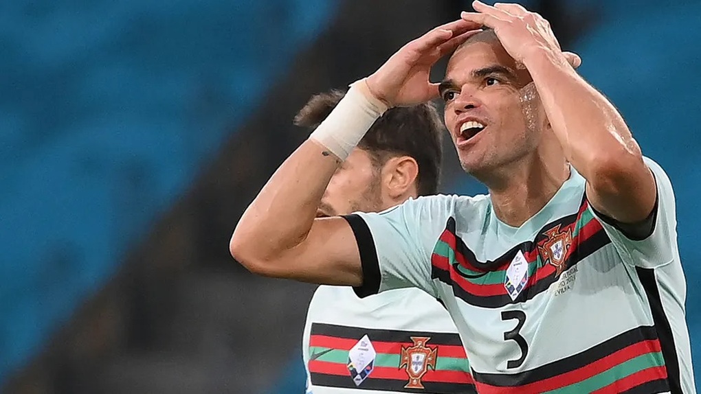 Messi, Ronaldo và những ngôi sao thi đấu kỳ World Cup cuối cùng ở Qatar - 19 Messi, Ronaldo và những ngôi sao thi đấu kỳ World Cup cuối cùng ở Qatar - 19