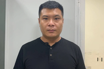 Bắt giữ người đàn ông đánh đập vợ cũ gần một ngày