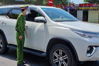 Đà Nẵng cho phép người dân rời thành phố, không cần làm đơn