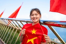 Ngày 30/4, Đà Nẵng thả chim bồ câu hòa bình đón đôi tàu Thống nhất