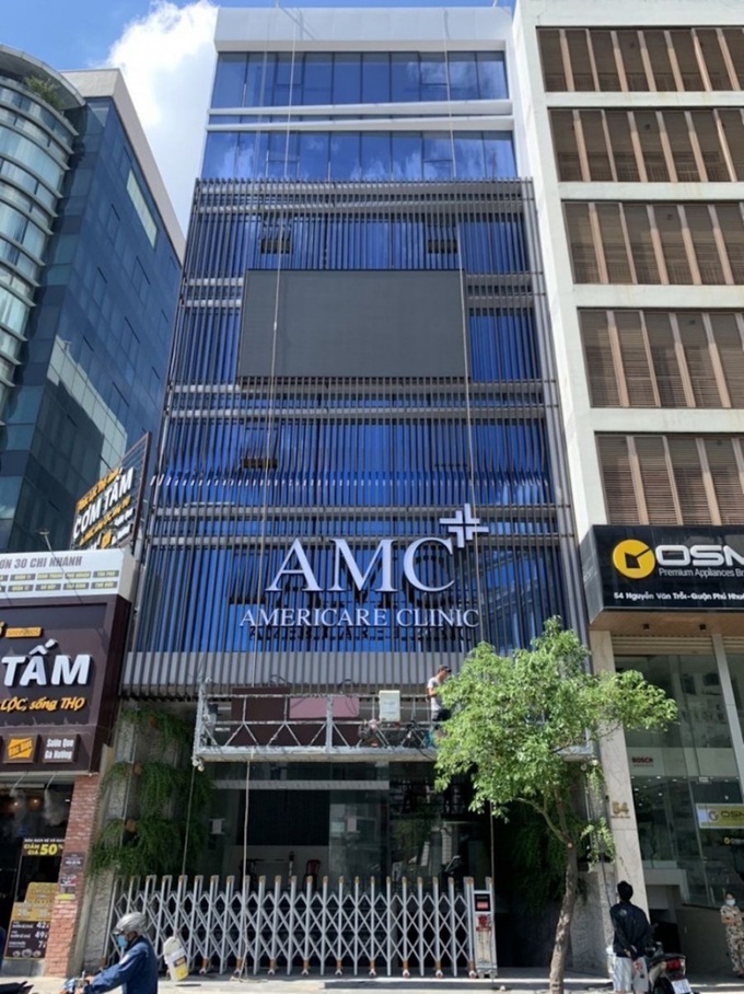 Trụ sở Trung tâm giảm béo công nghệ cao Americare Clinic ở địa chỉ 54B + 54C Nguyễn Văn Trỗi, phường 15, quận Phú Nhuận, TP Hồ Chí Minh.