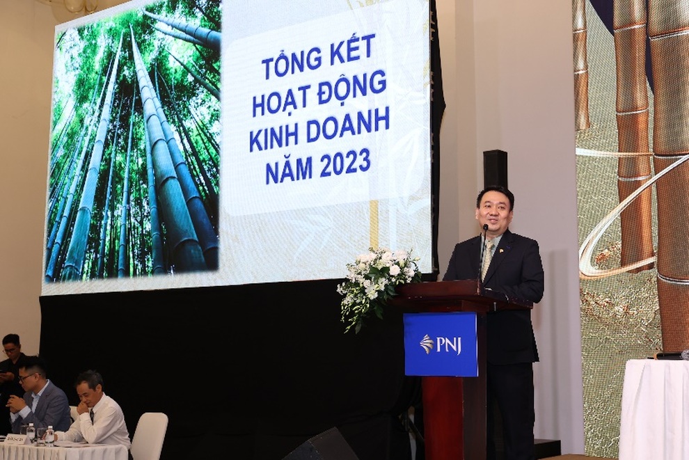 Hoàn thành kế hoạch năm 2023, PNJ đặt mục tiêu tăng trưởng doanh thu 12% năm 2024 - 1 Hoàn thành kế hoạch năm 2023, PNJ đặt mục tiêu tăng trưởng doanh thu 12% năm 2024 - 1