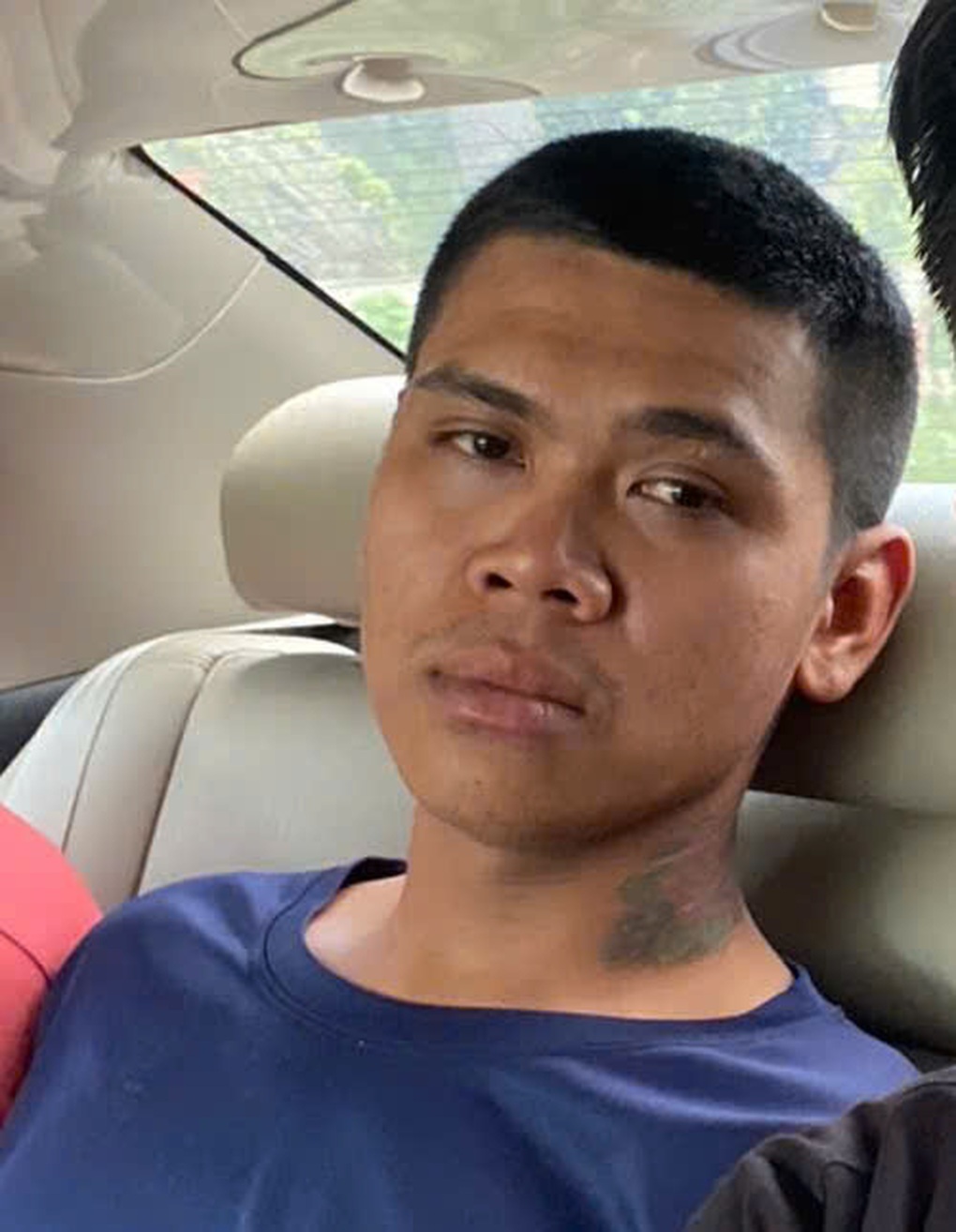 Bắt kẻ dùng dao uy hiếp, cướp tài sản ở Bình Dương - 1 Bắt kẻ dùng dao uy hiếp, cướp tài sản ở Bình Dương - 1