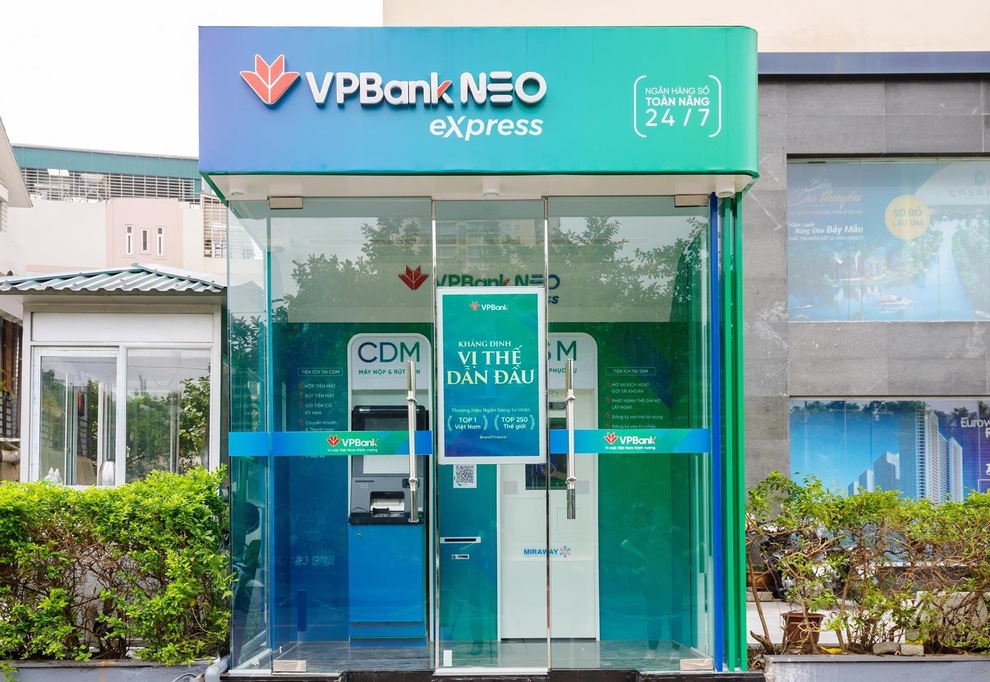 VPBank ra mắt điểm chạm vật lý cho ngân hàng số VPBank NEO - 3 VPBank ra mắt điểm chạm vật lý cho ngân hàng số VPBank NEO - 3