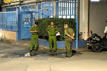 Taxi công nghệ tông tử vong bé gái 4 tuổi ở TPHCM