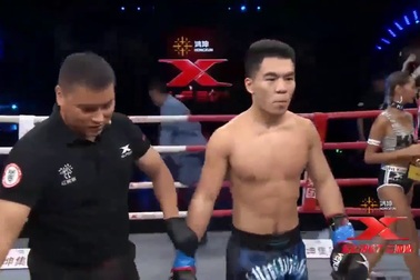 Dùng chiêu “đánh lén”, võ sĩ Trung Quốc hạ gục đối thủ sau 1 giây